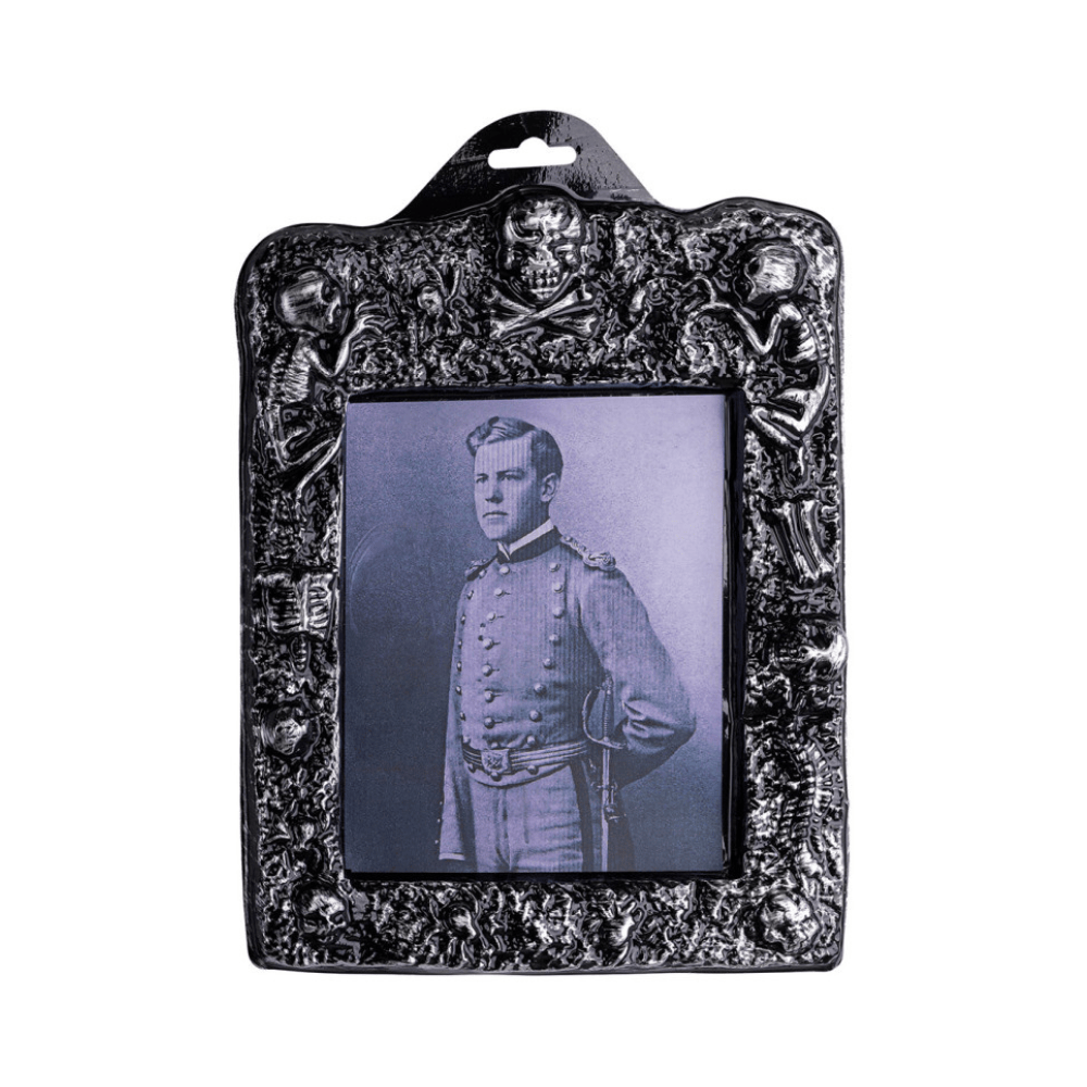 alpha-55-cadre-photo-squelette-30-x-21-cm-decoration-halloween-1259466990.png Cadre Photo Squelette 30 x 21 cm – Décoration Halloween – Image 1